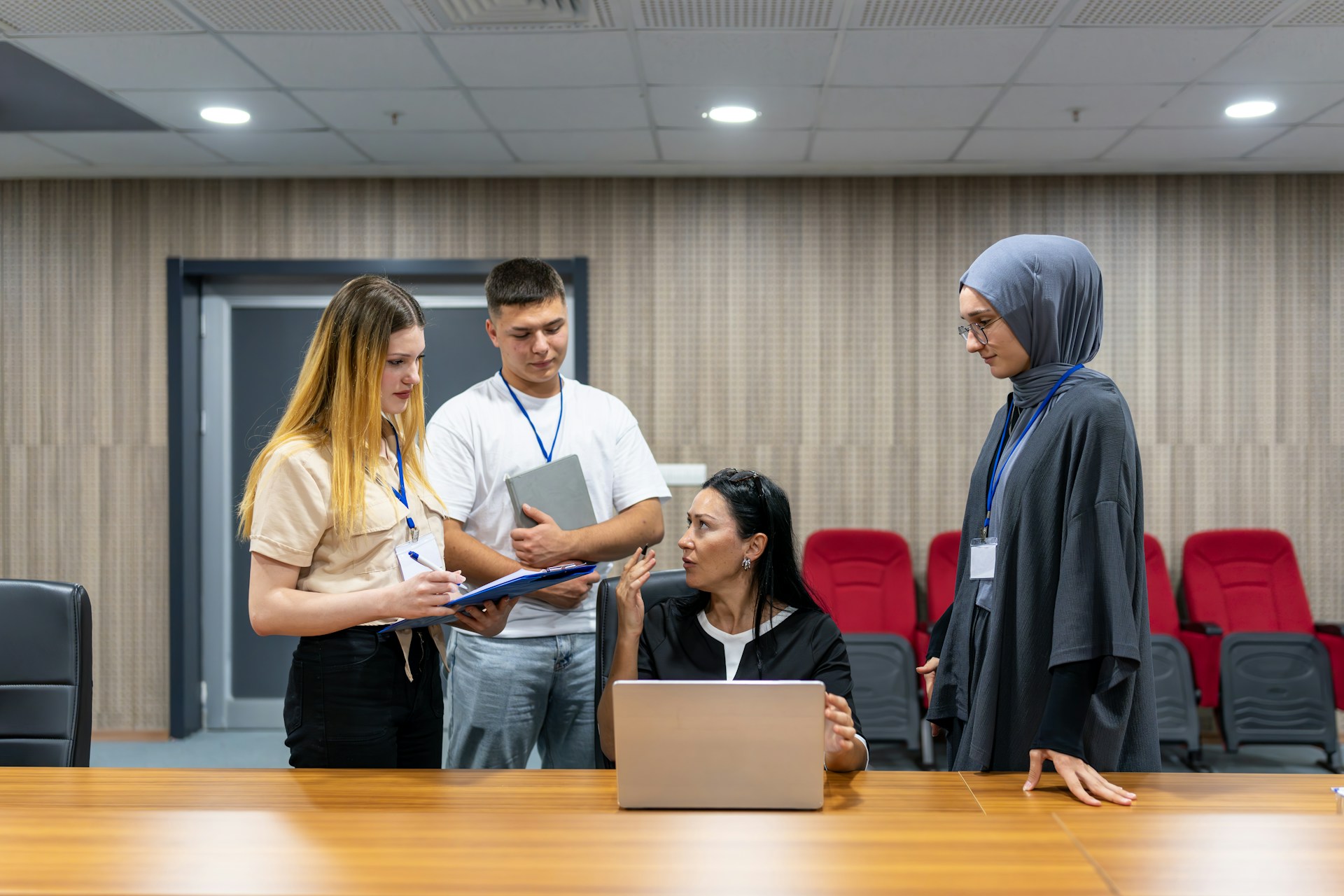 Comment équilibrer études et travail en formation alternance pour maximiser son potentiel ?